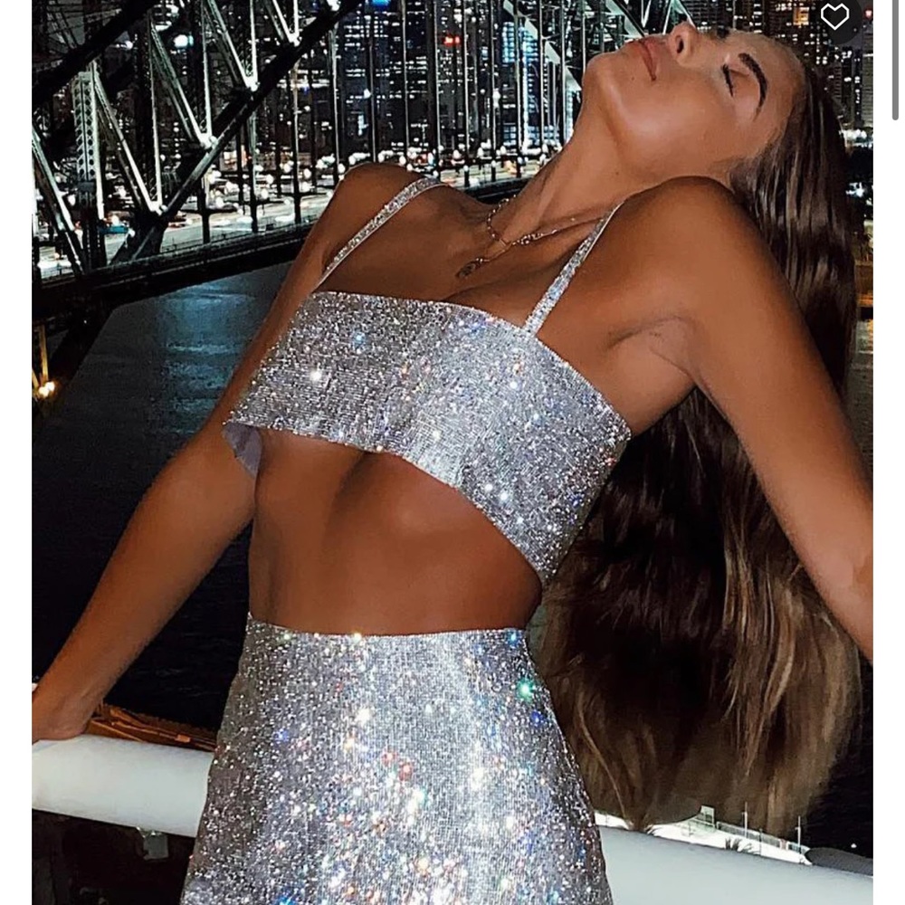White Fox Breathtaking Crop Silver
